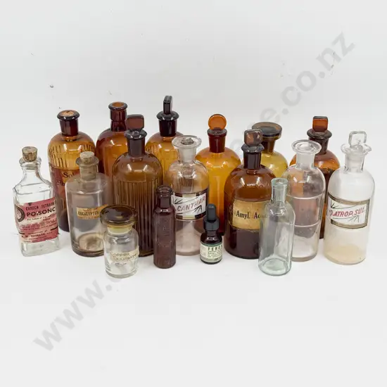 Quantity of Assorted Chemist Bottles