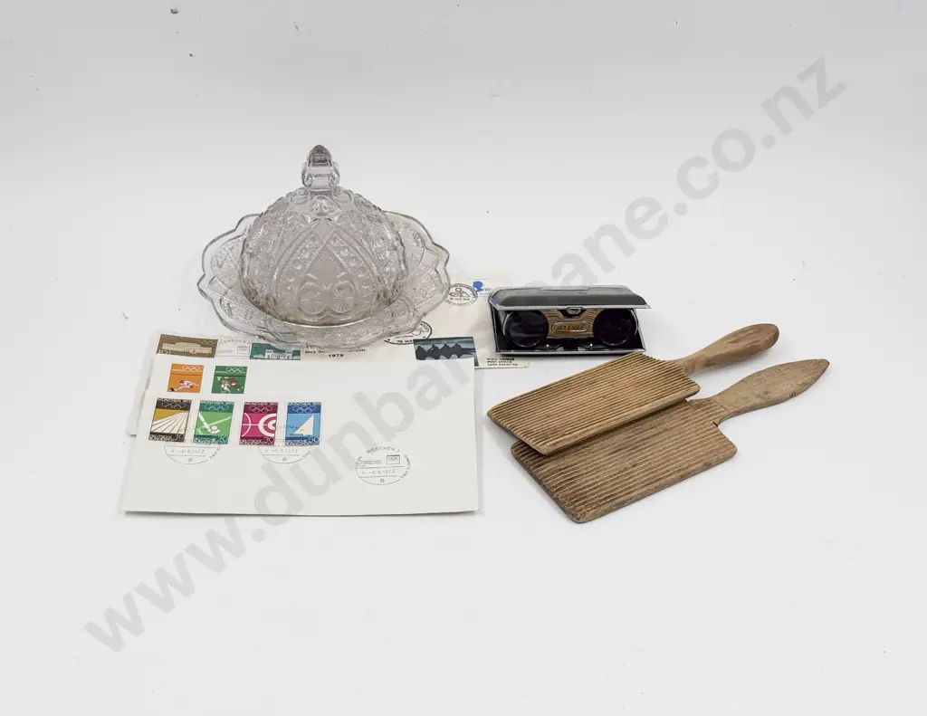 Quantity of Assorted incl Glass Dish etc Image 1++