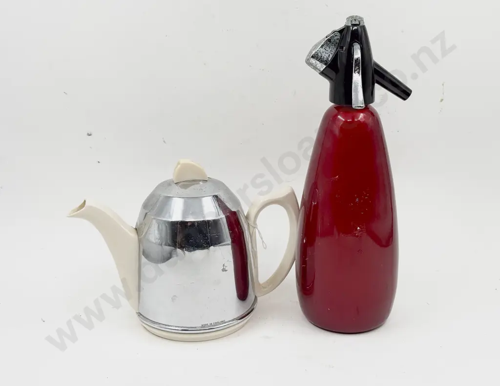 Ceramic Teapot with Chrome Cosy together with Soda Syphon Image 1++