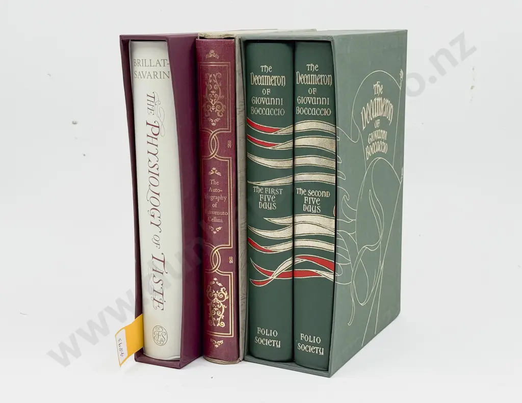 The Decameron of Giovanni Boccaccio Volumes 1 & 2 (Box Set) and Two Other Folio Society Books Image 1++