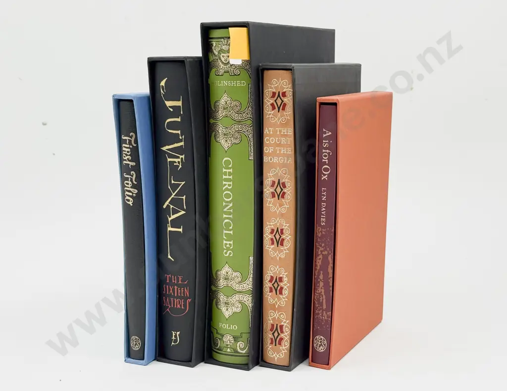 Five Assorted Folio Society Books Image 1++