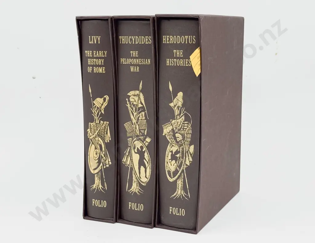 Six Assorted Folio Society Books Image 1++