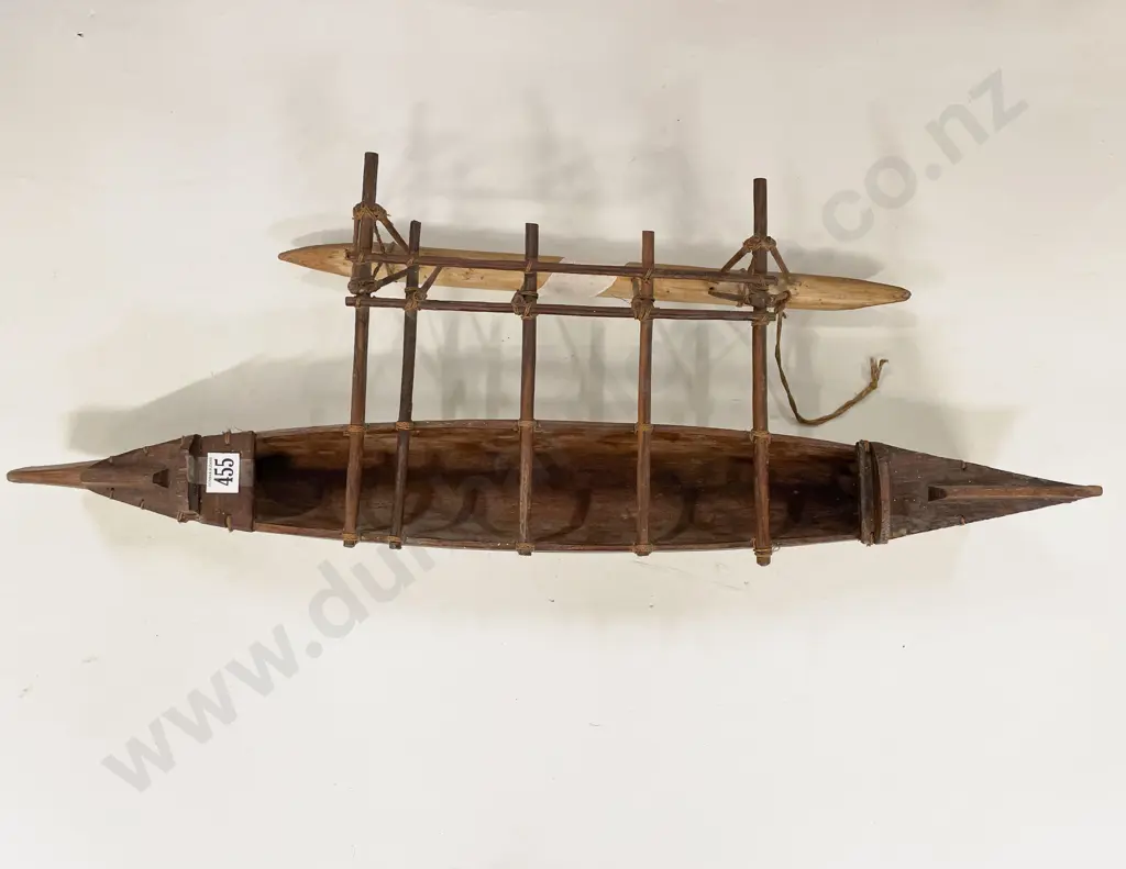 Model of an Outrigger Canoe Image 1++