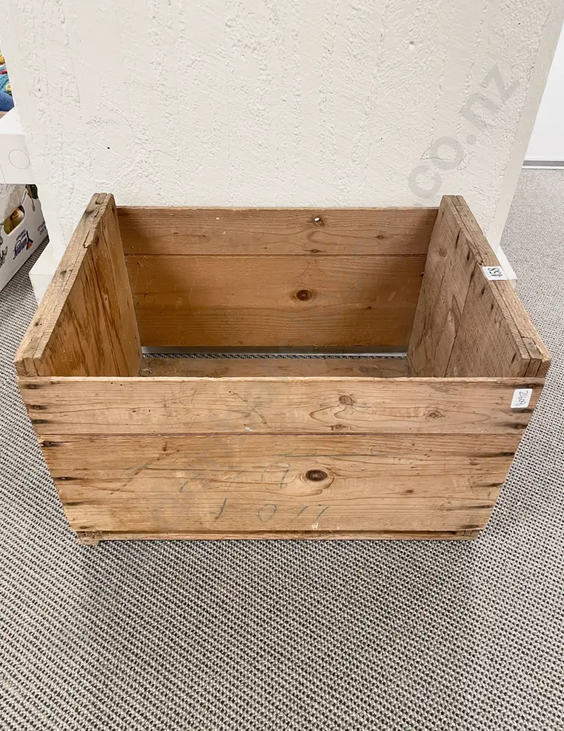 Crate of Assorted Vintage Tools Image 1++
