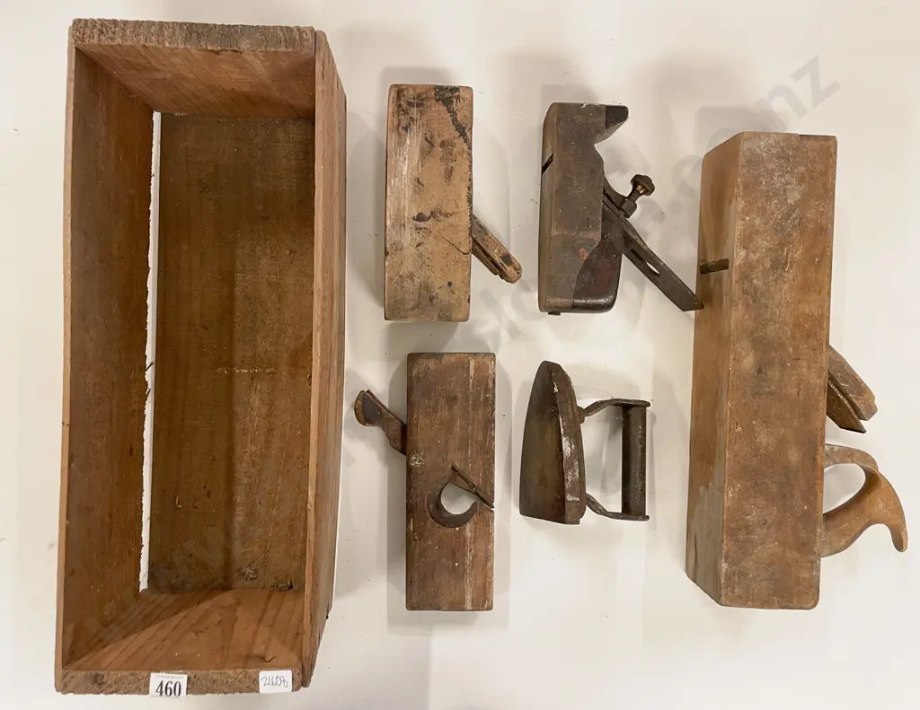 Four Assorted Vintage Wood Planes Image 1++