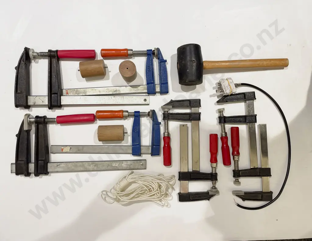 Tub of Assorted Clamps etc Image 1++