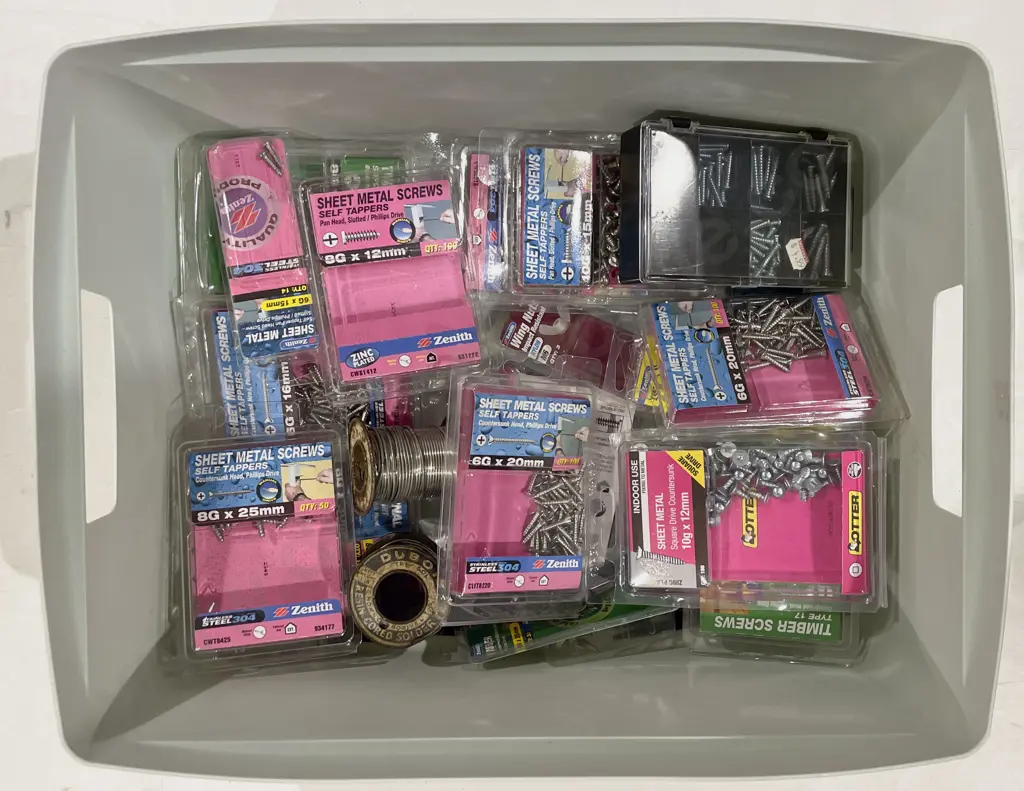 Quantity of Assorted Boxed Screws etc Image 1++