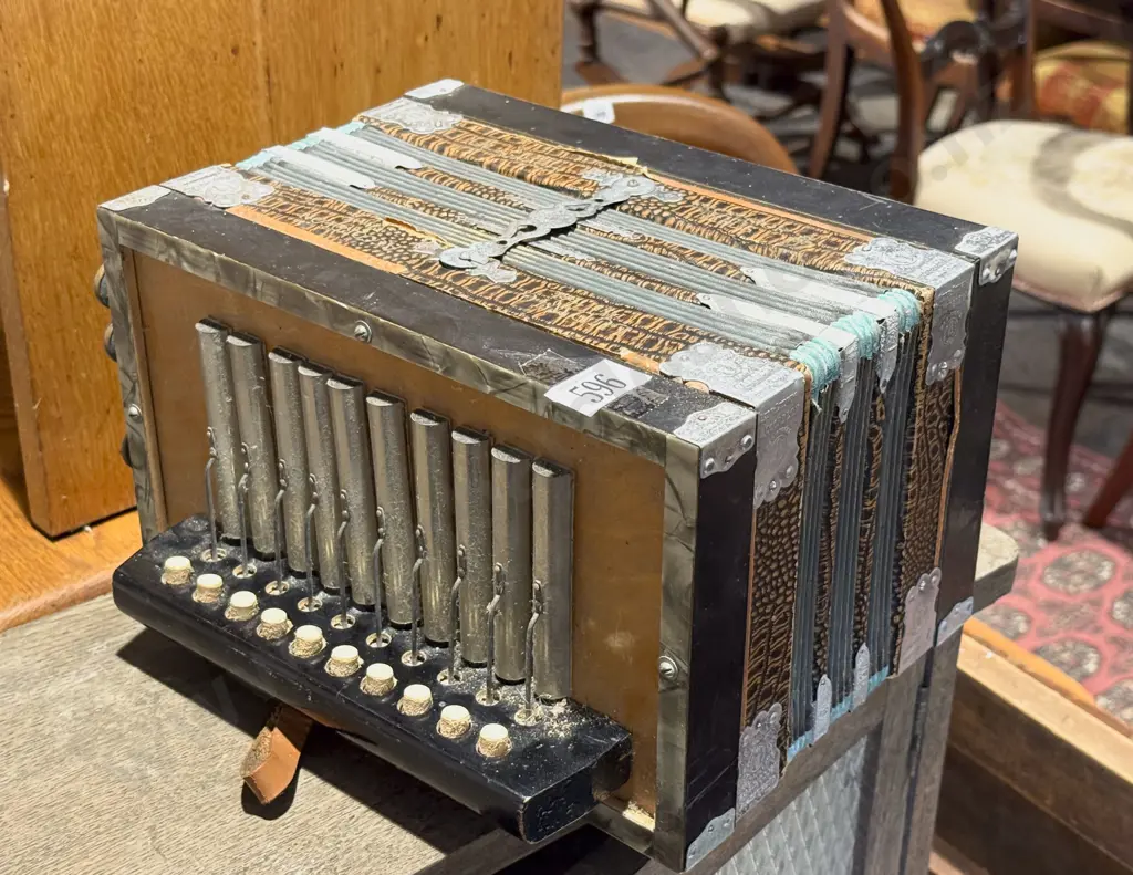 Vintage Ludwig Accordian Image 1++