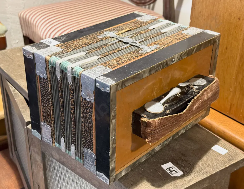 Vintage Ludwig Accordian Image 1++