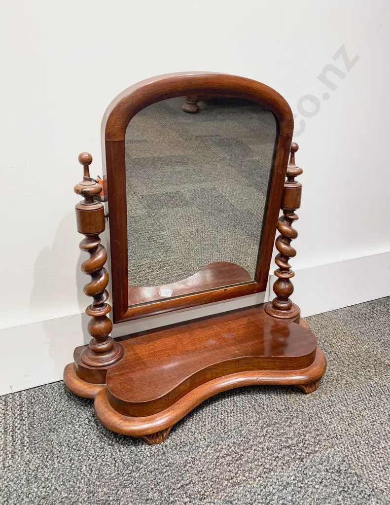 Victorian Mahogany Toilet Swing Mirror with Barley Twist Supports Image 1++