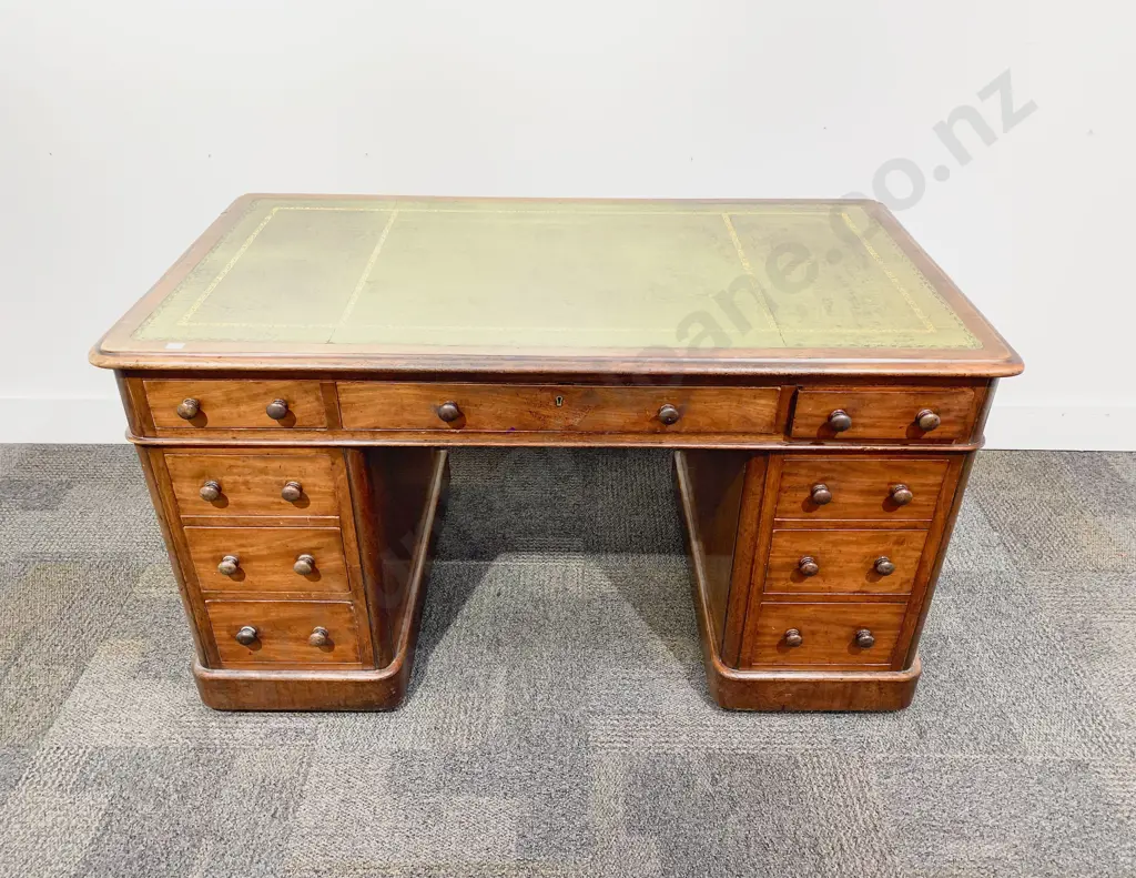 Victorian Mahogany Pedestal Kneehole Desk Image 1++