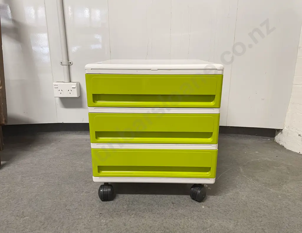 C1970's  Modular Three Drawer Cabinet in white and kelly green plastic Image 1++