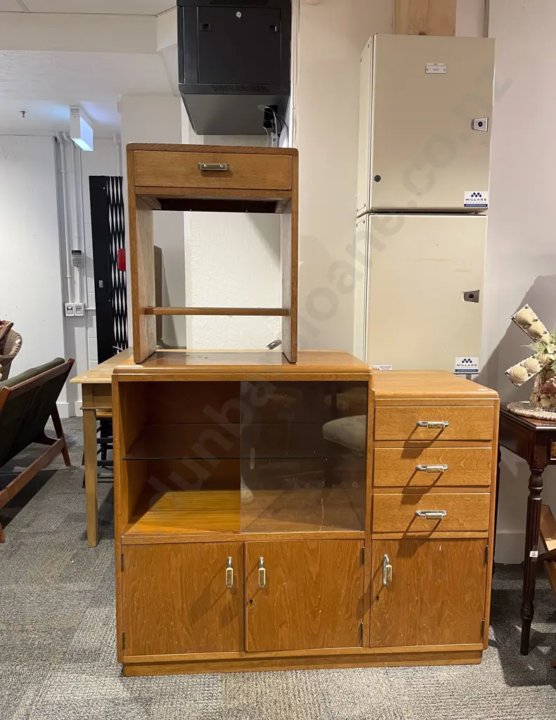 Oak Modular Cabinet with Associated Single Drawer Bedside Table Image 1++