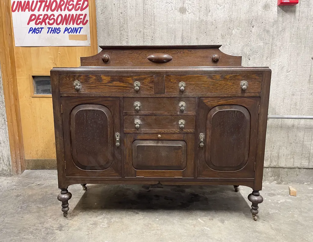 Stained Oak Sideboard Image 1++