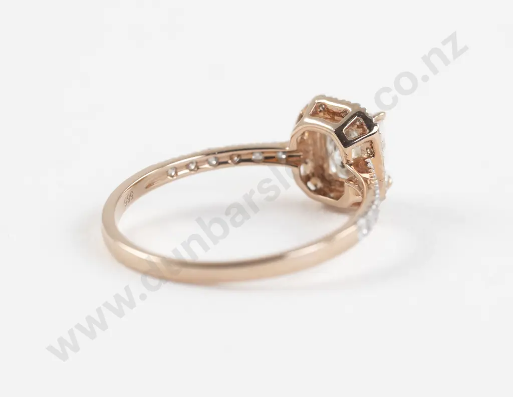 14ct Rose Gold 33Stone Diamond Cluster Ring Image 1++