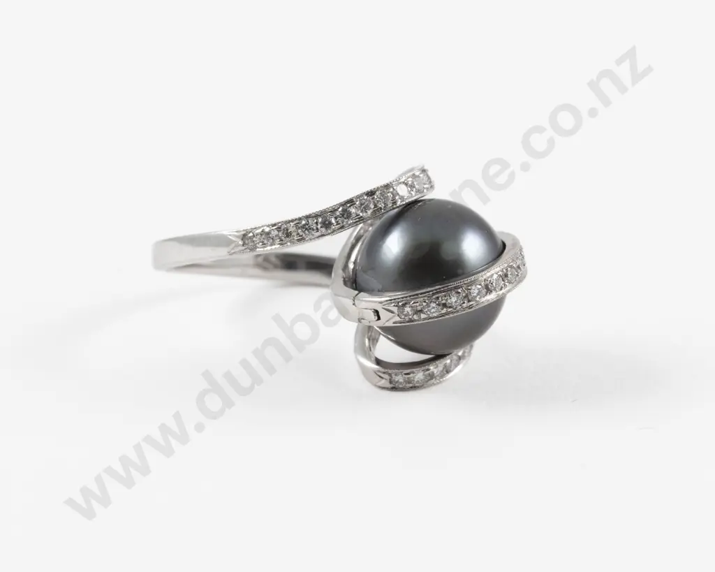 18ct White Gold 34Stone Pearl and Diamond Dress Ring Image 1++