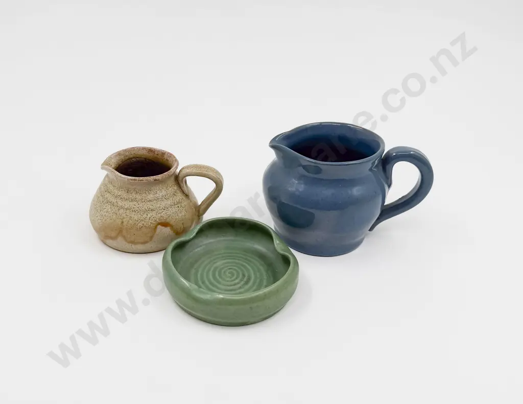 Two Paka Pottery Jugs & Pin Dish Image 1++