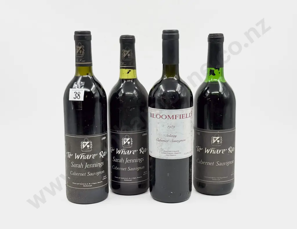 4 Assorted Bottles NZ Red Image 1++