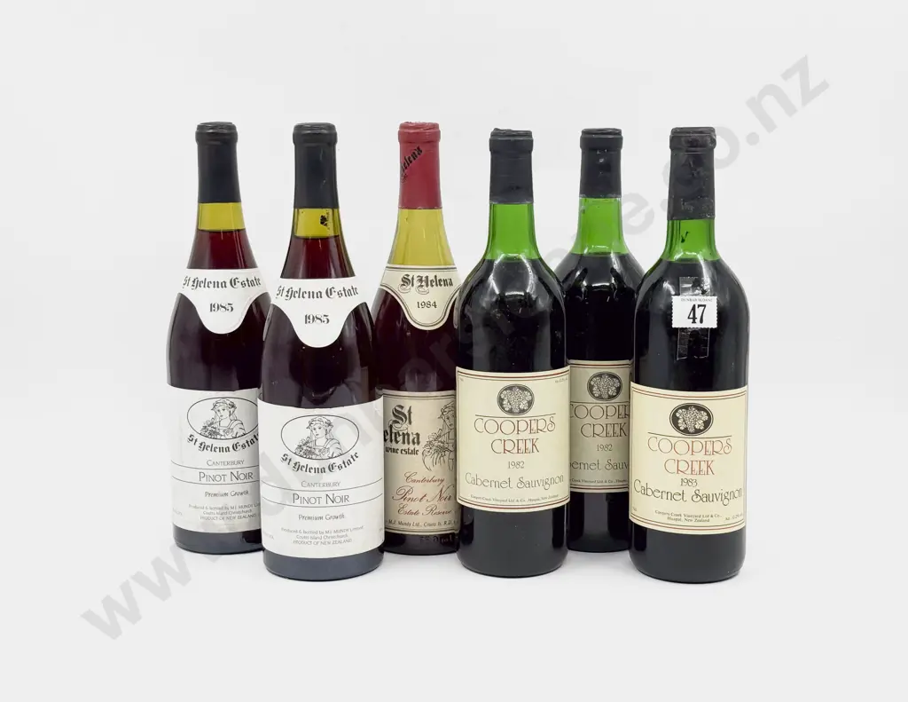 6 Assorted Bottles NZ Red Image 1++