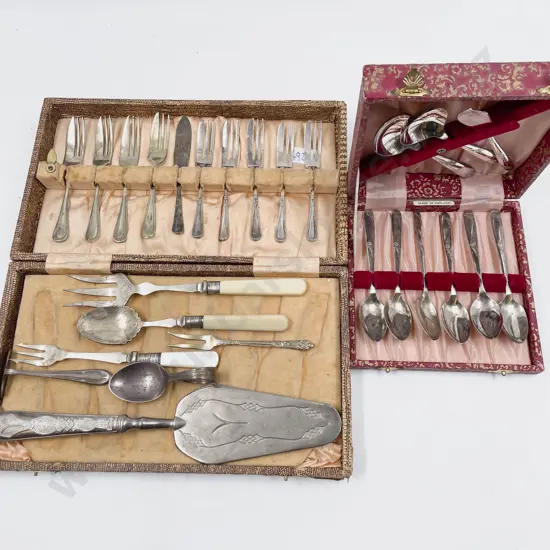 Quantity of Assorted Boxed Cutlery