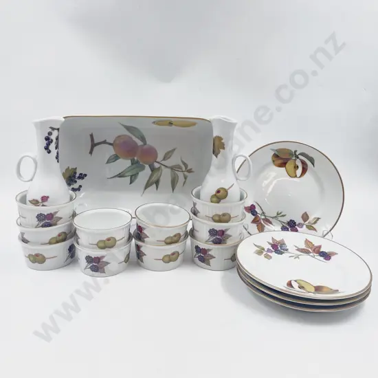 Quantity of Royal Worcester Evesham Pattern China