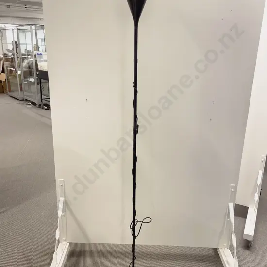Modern Uplighter