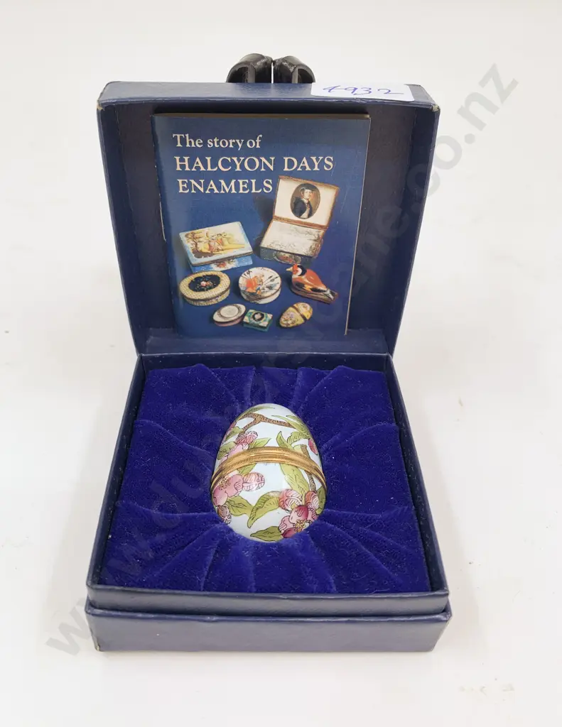 Boxed Halcyon Days Enamels Trinket Box Image 1++