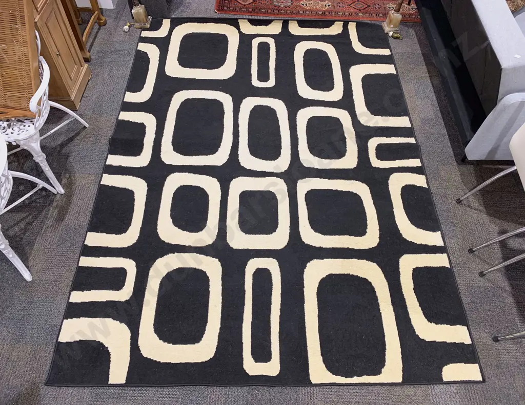 Modern Floor Rug Image 1++
