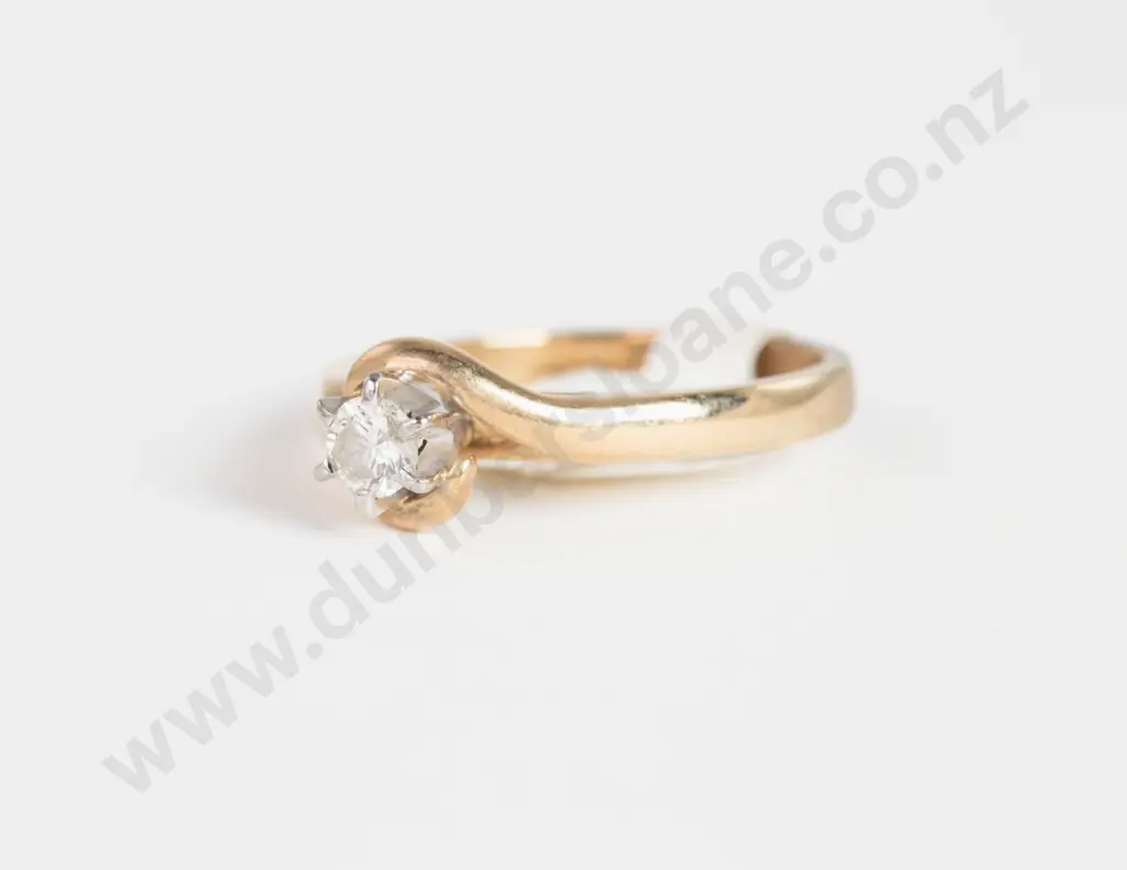9ct Solitaire Diamond Ring Image 1++
