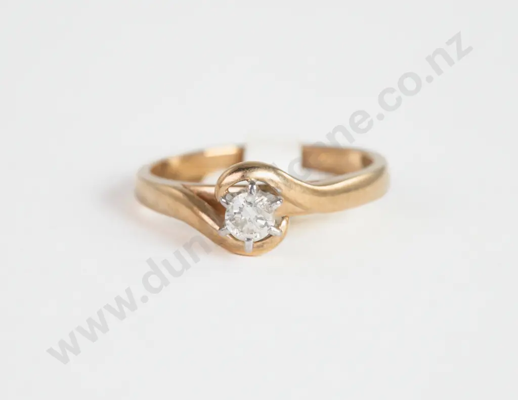9ct Solitaire Diamond Ring Image 1++