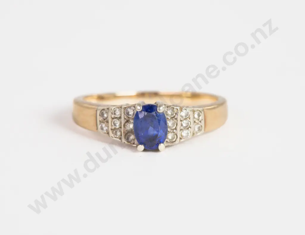 9ct 17Stone Topaz and Diamond Ring Image 1++