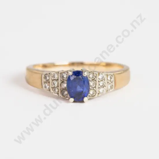 9ct 17Stone Topaz and Diamond Ring