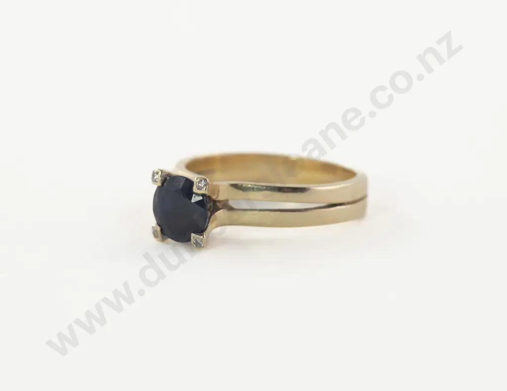 18ct Five Stone Sapphire and Diamond Ring Image 1++