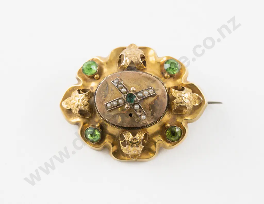 Victorian 9ct Peridot and Pearl Mourning Brooch Image 1++