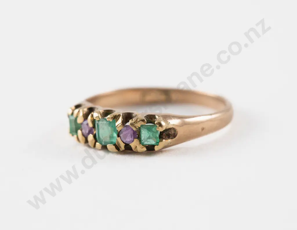 Victorian 15ct Five Stone Emerald and Amethyst Ring Image 1++