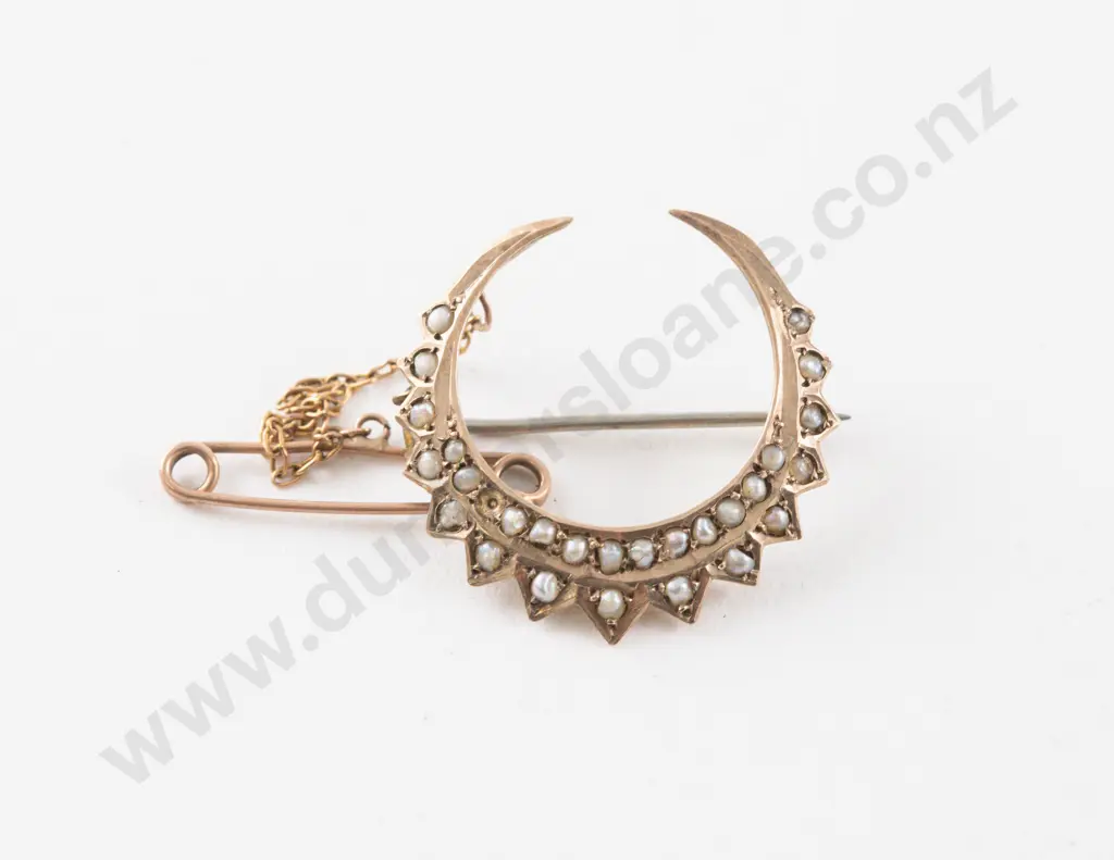 Victorian 9ct Seed Pearl Crescent Brooch Image 1++
