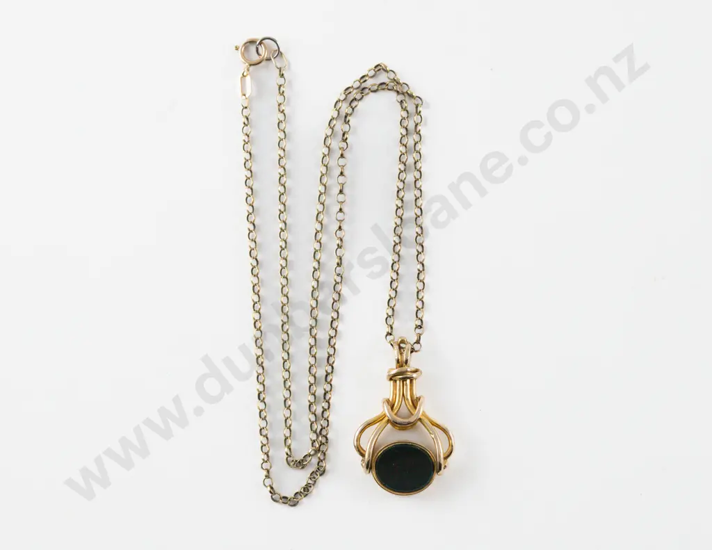 9ct Onyx and Carnelian Swivel Fob Pendant Image 1++