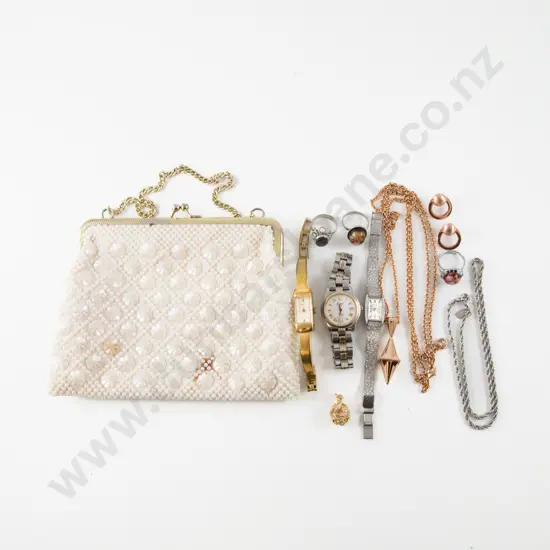Collection of Assorted Costume Jewellery