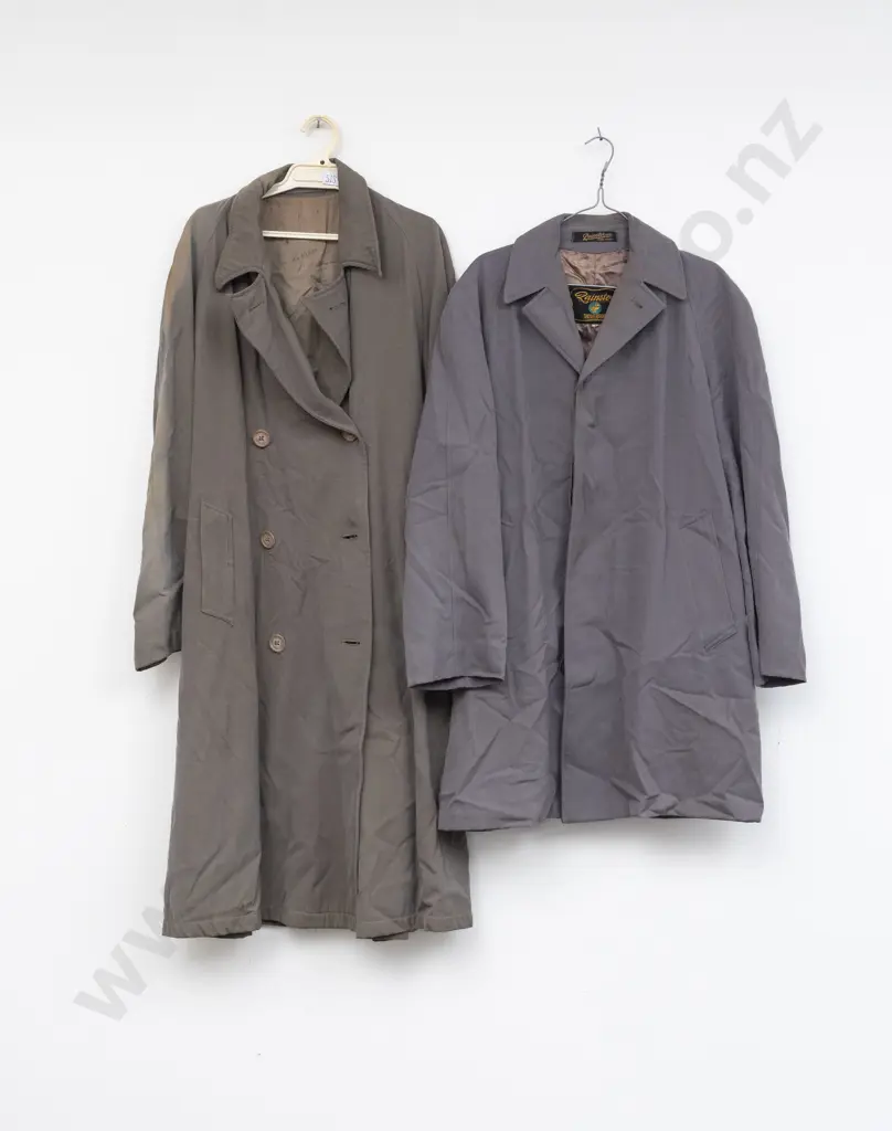 Vintage Two Gents Rain Coats and Dressing Gown Image 1++