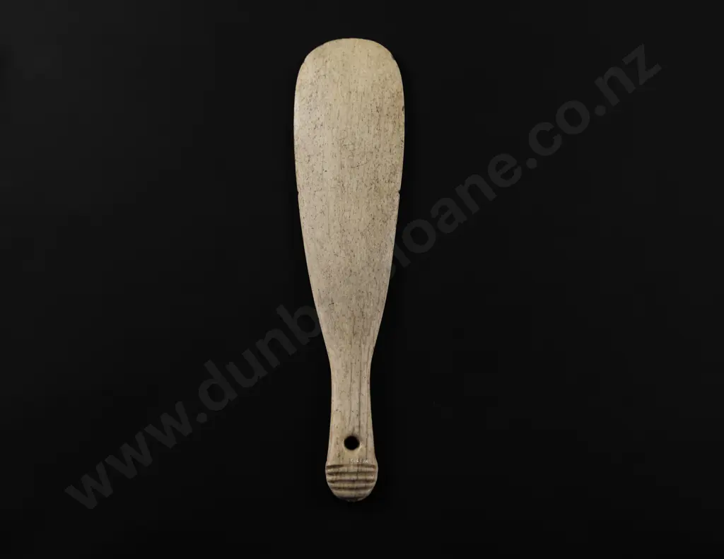 C19th Patu Paraoa (Whalebone Hand Club) Image 1++