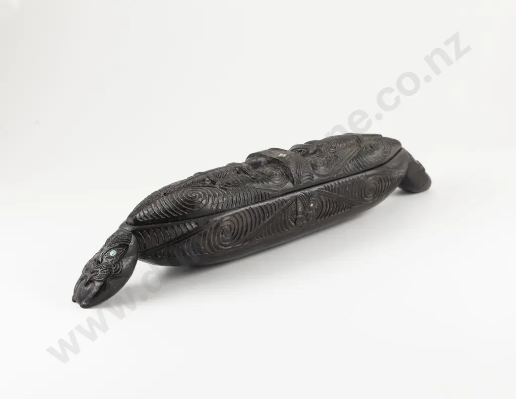 Early C20th Waka Huia (Feather Box) Image 1++