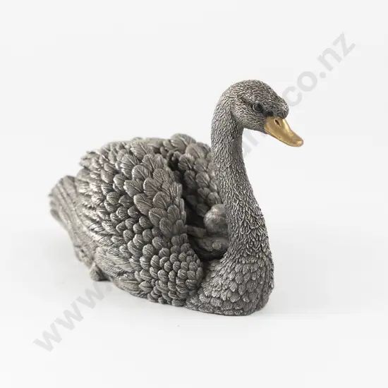 S/S Swan & Cygnet Ornament