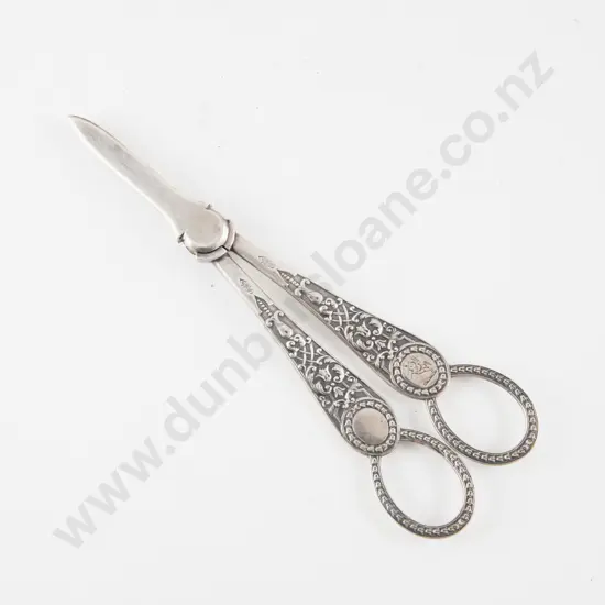 Pair Vict S/S Grape Scissors