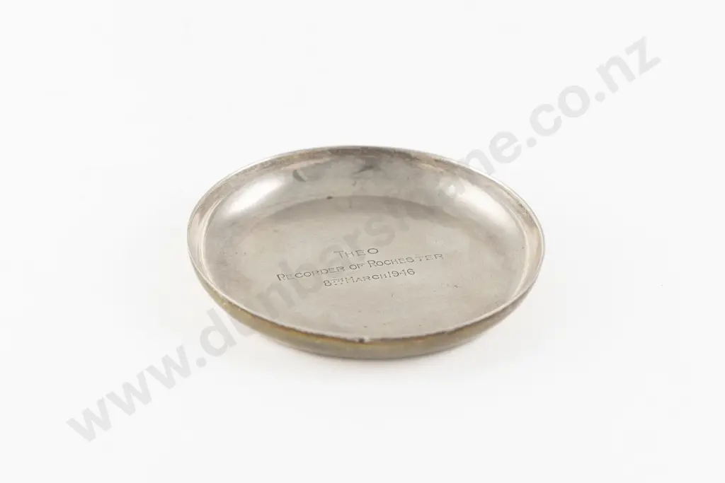 Geo VI S/S Circular Pin Dish Image 1++