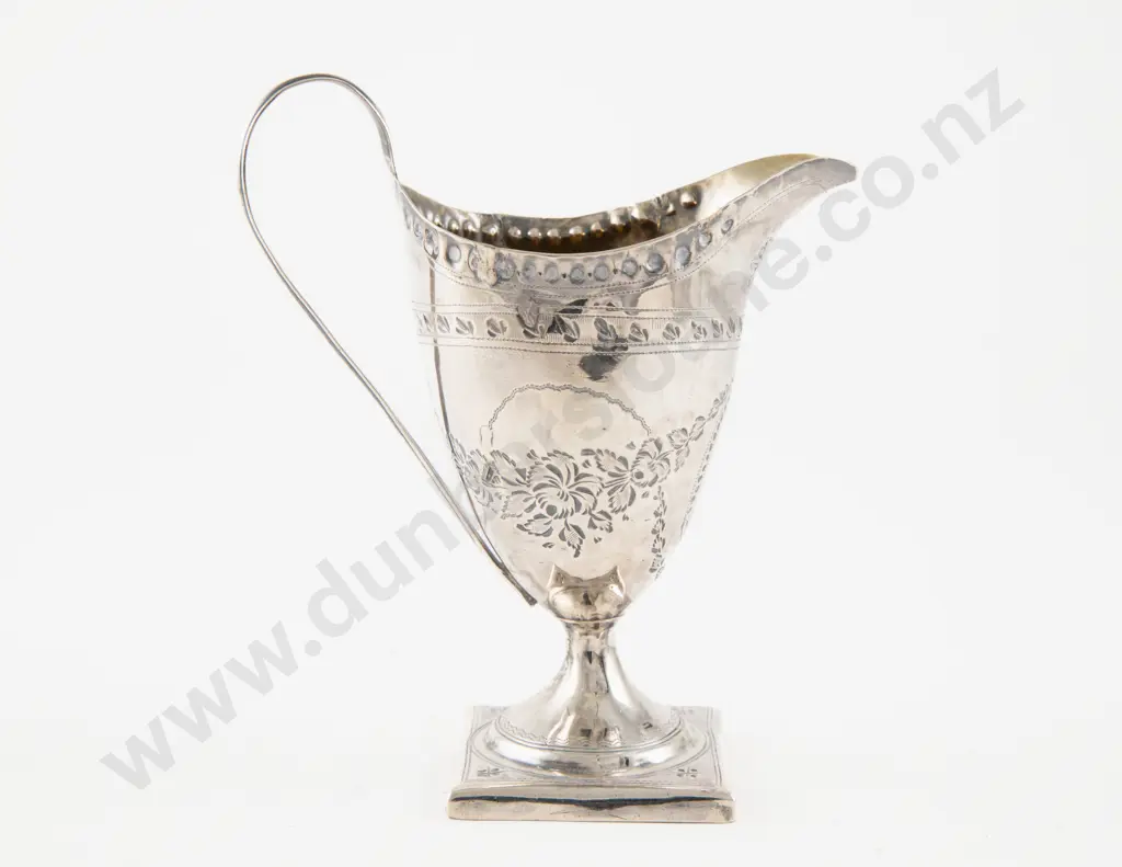 Geo III S/S Cream Helmet Image 1++