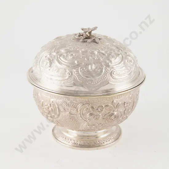 An Attractive Early Vict S/S Gilt Bowl & Cover by Thomas Mitchell & Co