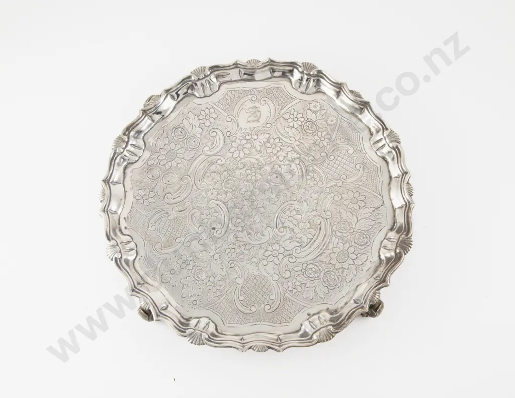 Geo II S/S Salver Image 1++