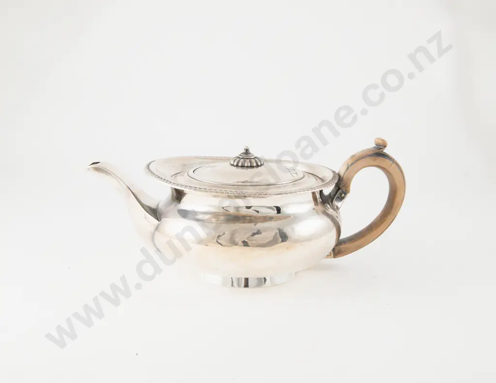 Geo III S/S Teapot Image 1++