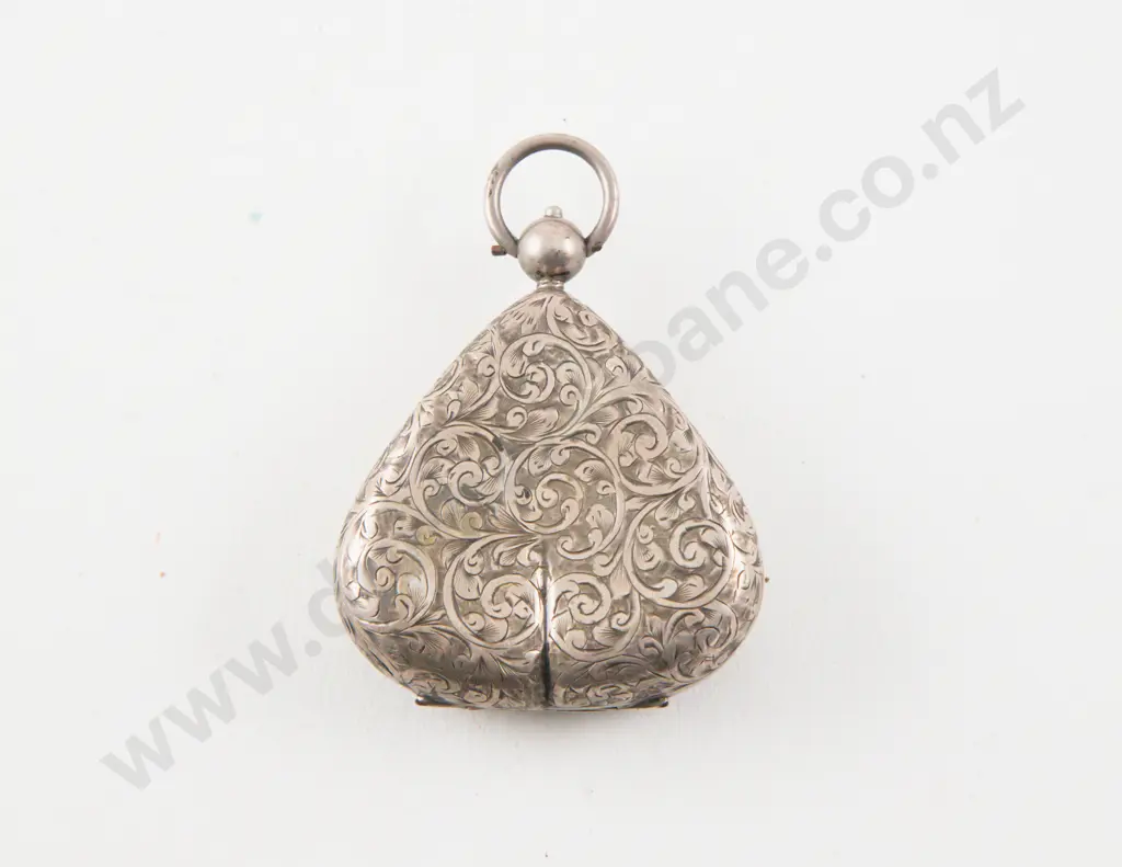 Edw VII S/S Heart Shaped 3 Division Sovereign Holder Image 1++