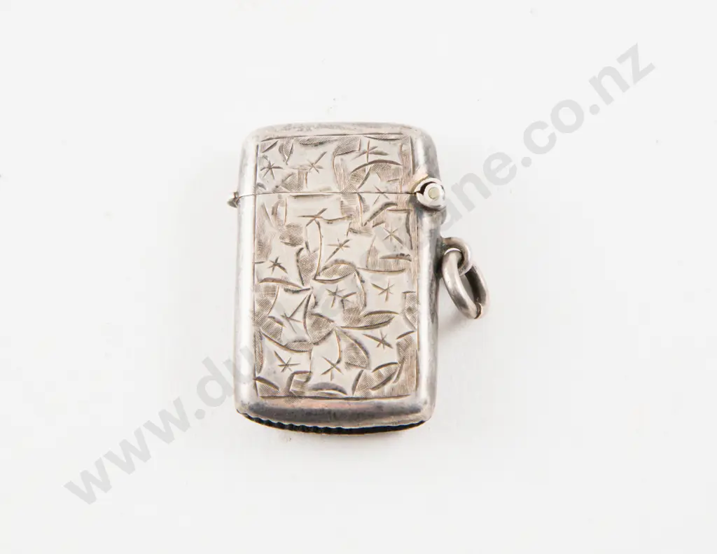 Edwardian S/S Engraved Vesta Case Image 1++